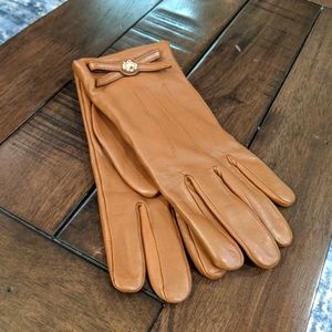 Coach Gloves